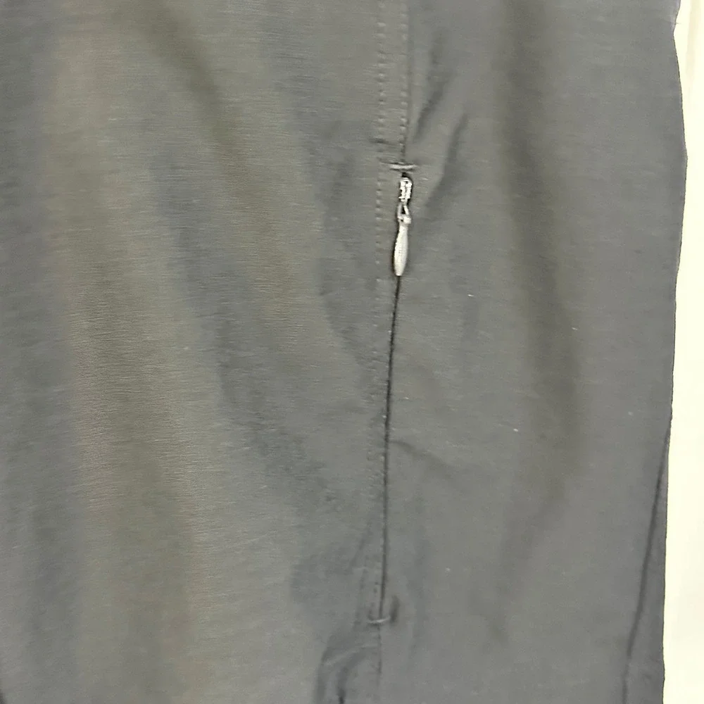 32 Degrees Cool Womens Black Cargo Shorts Size S 4/6 Stretch Hiking Outdoor